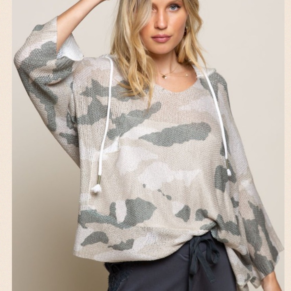 Camouflage Lightweight Hoodie Sweater